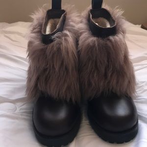 UGG Otelia Boots